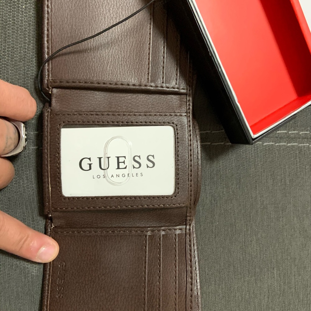 Guess wallet brand new wallet